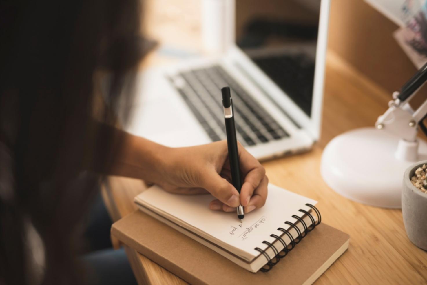 Praktische Budgetplanung im Arbeitsalltag